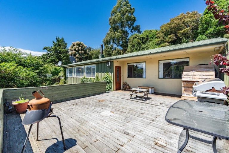 Photo of property in 96 Main South Road, Green Island, Dunedin, 9018