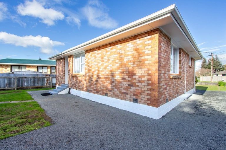 Photo of property in 77 Sunset Road, Mangakakahi, Rotorua, 3015