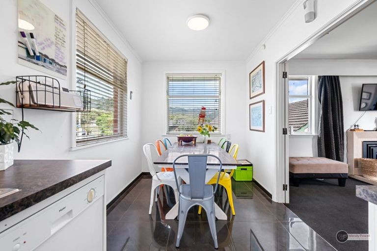 Photo of property in 41 Dowling Grove, Silverstream, Upper Hutt, 5019