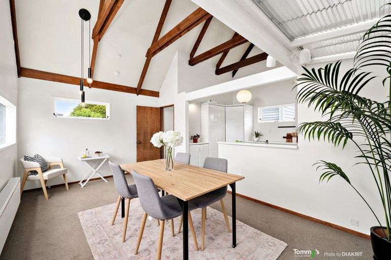 Photo of property in 63a Homebush Road, Khandallah, Wellington, 6035