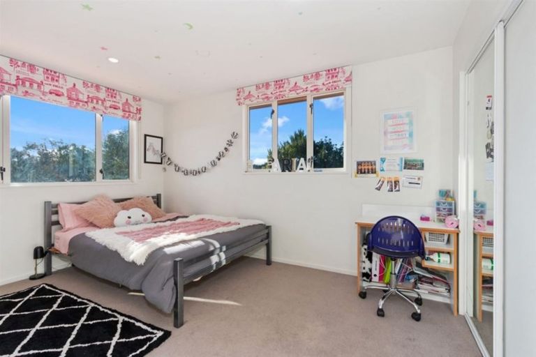 Photo of property in 39 Broadhaven Avenue, Parklands, Christchurch, 8083