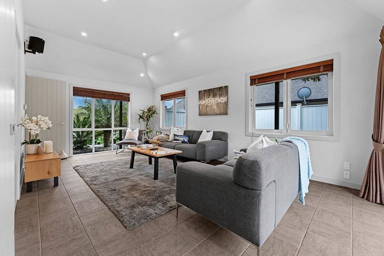 Photo of property in 66 Shelter Drive, Greenhithe, Auckland, 0632