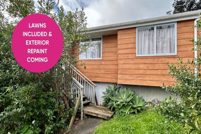 Photo of property in 2/127 Spinella Drive, Bayview, Auckland, 0629