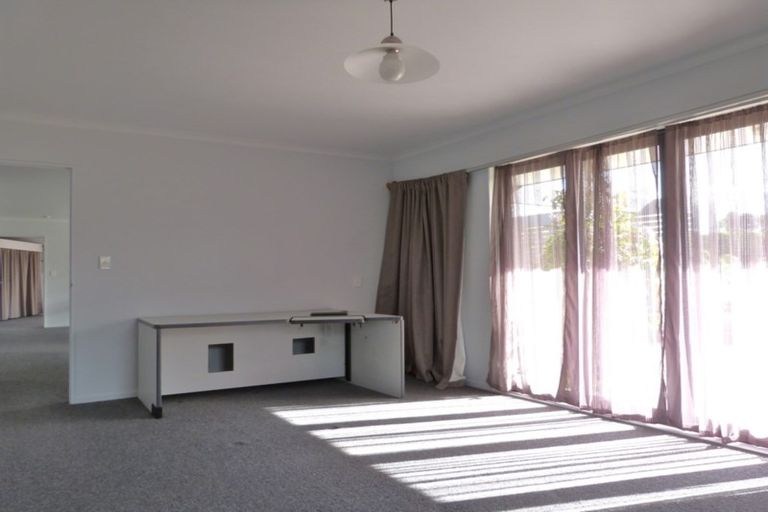 Photo of property in 12 Karo Street, Ruakaka, 0116