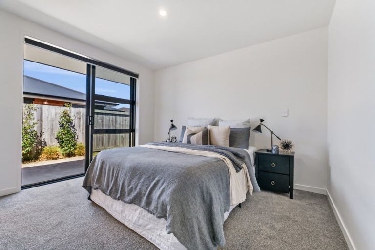 Photo of property in 45 Taioma Close, Papamoa, 3118