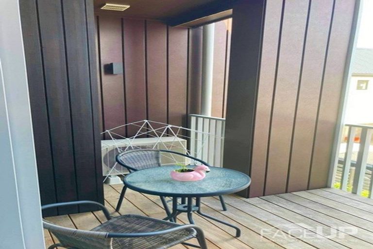 Photo of property in 8/28 Nevill Road, Hobsonville, Auckland, 0616