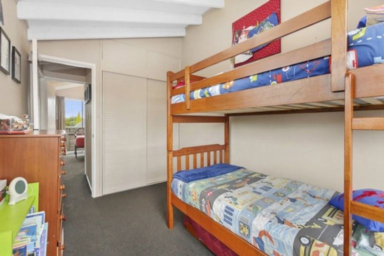 Photo of property in 1/23 Blighs Road, Strowan, Christchurch, 8052