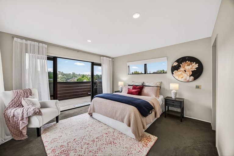 Photo of property in 73m Park Rise, Campbells Bay, Auckland, 0630