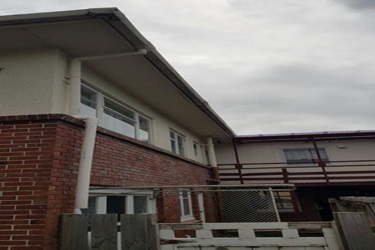 Photo of property in 5b Nile Road, Kelston, Auckland, 0602