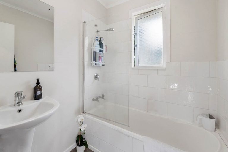 Photo of property in 110 Sunset Road, Mangakakahi, Rotorua, 3015