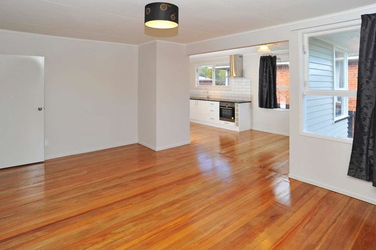 Photo of property in 85 Blake Road, Mangere East, Auckland, 2024