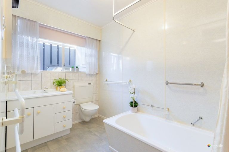 Photo of property in 43 Orr Crescent, Hutt Central, Lower Hutt, 5011