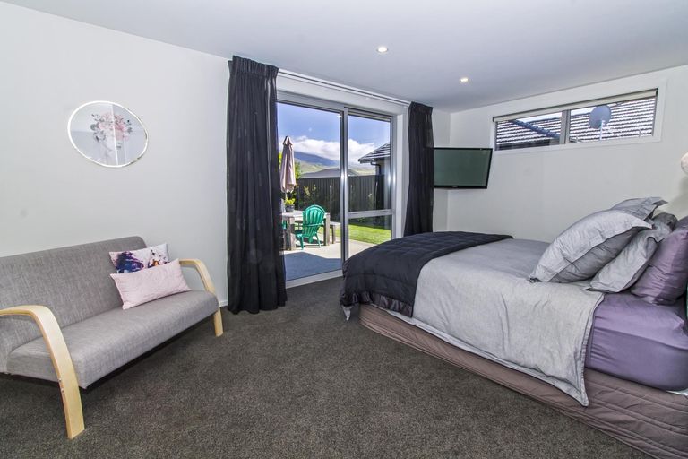 Photo of property in 11 Stowell Drive, Cromwell, 9310