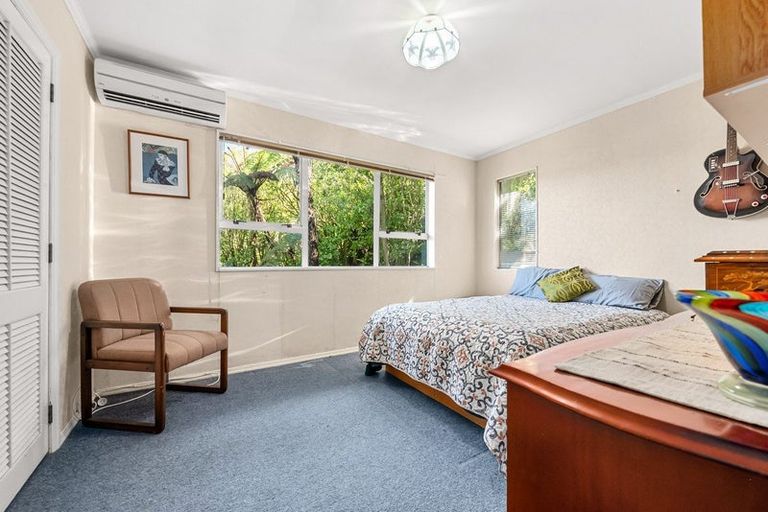 Photo of property in 23b Eastview Grove, Normandale, Lower Hutt, 5010