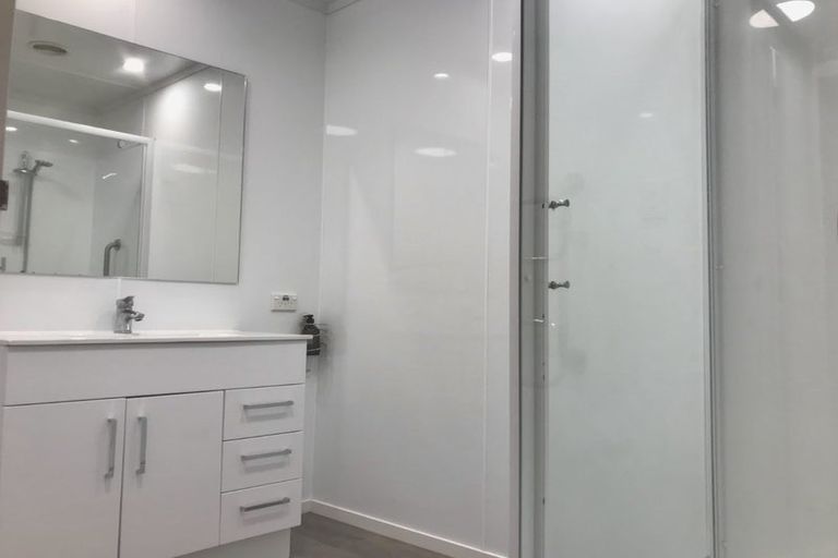 Photo of property in 18b Percy Dyett Drive, Karori, Wellington, 6012