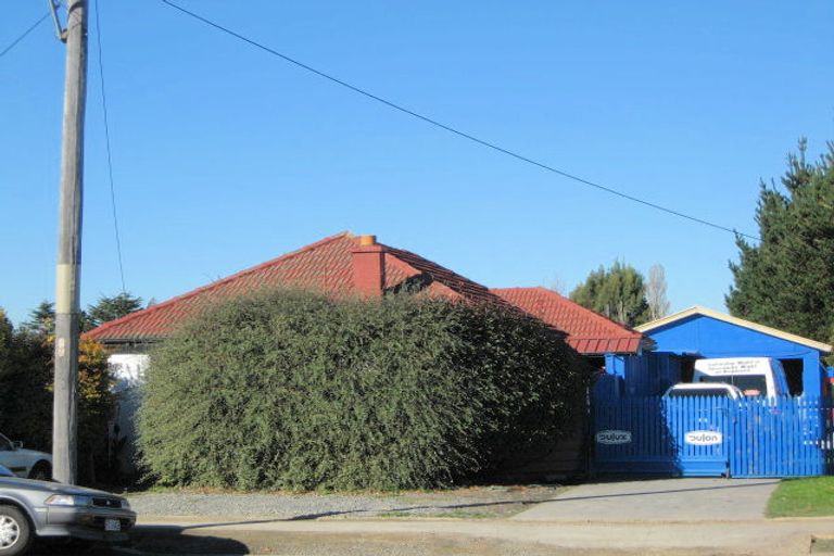 Photo of property in 697 Main South Road, Islington, Christchurch, 8042