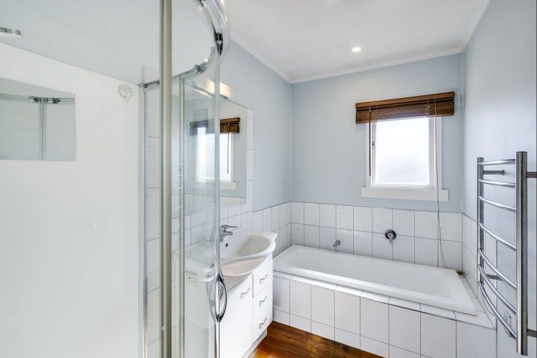 Photo of property in 1404 Jellicoe Street, Mayfair, Hastings, 4122