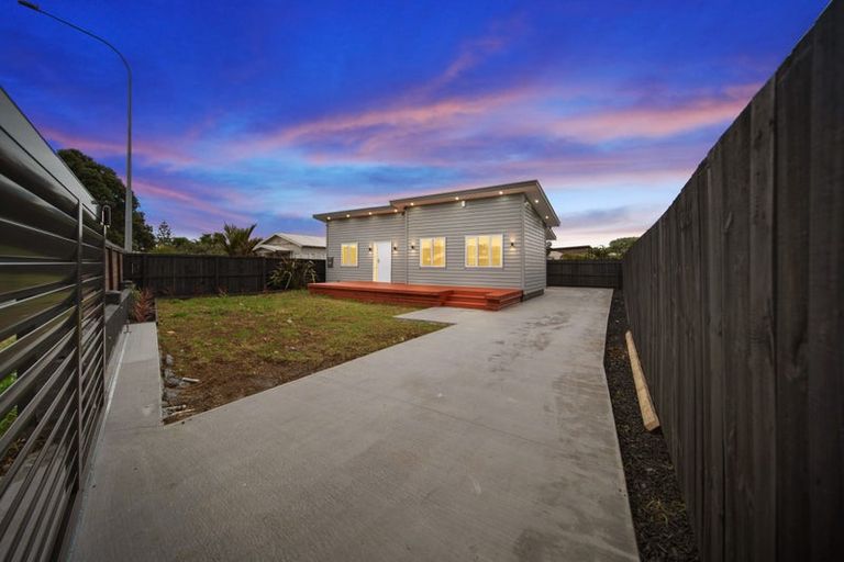 Photo of property in 1/17 Puhinui Road, Manukau, Auckland, 2104