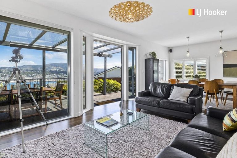 Photo of property in 47 Shandon Road, Vauxhall, Dunedin, 9013