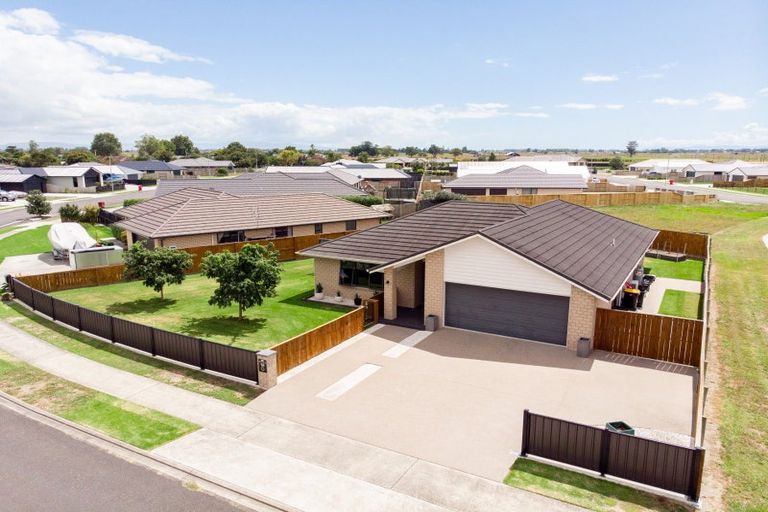 Photo of property in 18 Costello Drive, Ngatea, 3503