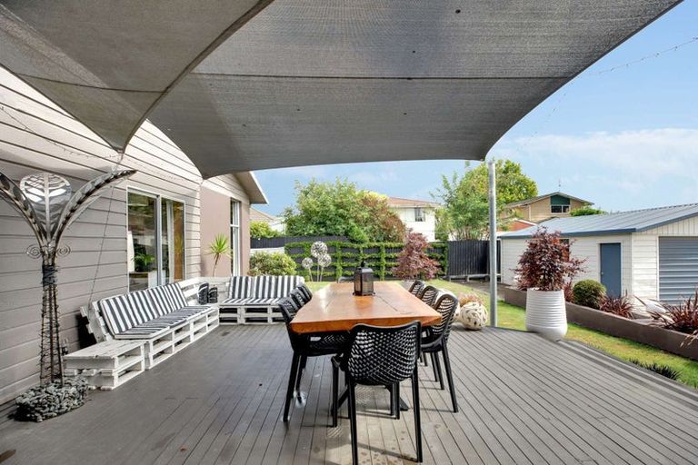 Photo of property in 11a Larch Place, Casebrook, Christchurch, 8051