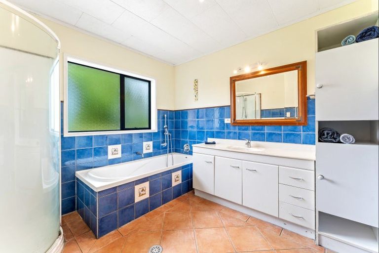 Photo of property in 107 Harataua Road, Port Albert, Wellsford, 0973