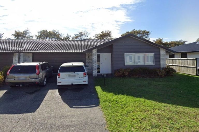 Photo of property in 92 Te Wharo Drive, Papamoa, 3118