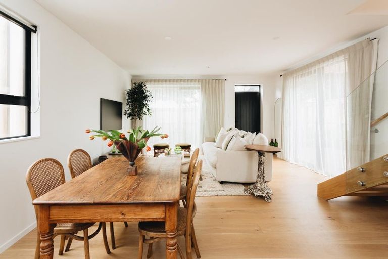 Photo of property in 18 Inglis Street, Seatoun, Wellington, 6022