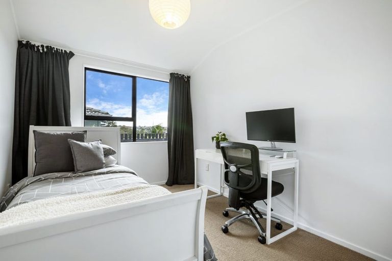Photo of property in 3/7 Lynngate Place, Hillcrest, Auckland, 0627