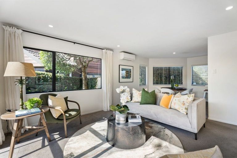 Photo of property in 2b Tokomaru Street, Orakei, Auckland, 1071