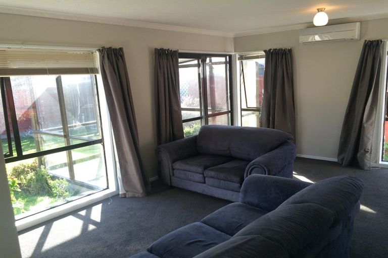 Photo of property in 2/9 Ikamatua Lane, Sydenham, Christchurch, 8023
