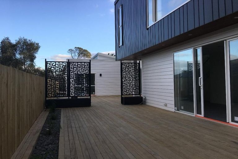 Photo of property in 36a Onepoto Road, Hauraki, Auckland, 0622