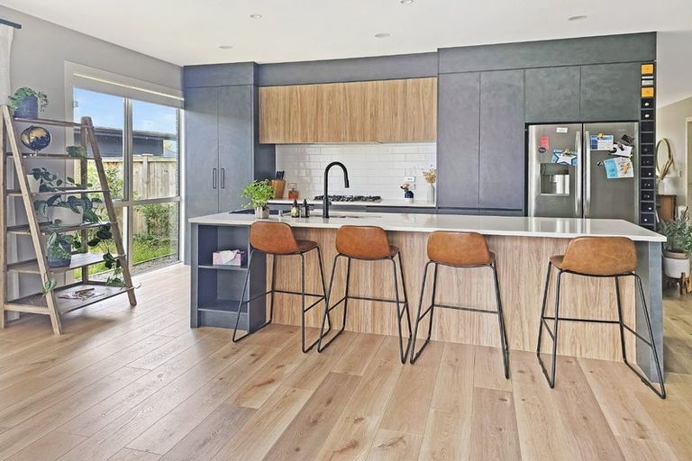 Photo of property in 8 Pukemarino Road, Waimauku, 0812