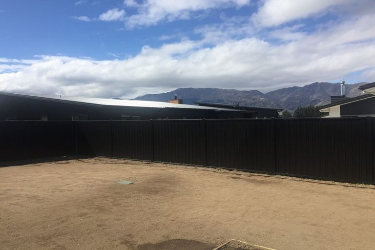 Photo of property in 4 Teal Place, Lake Hawea, Wanaka, 9382