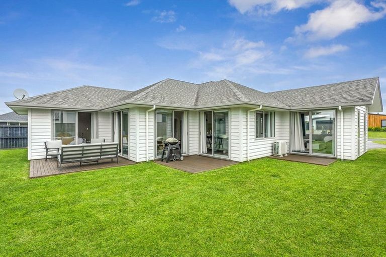 Photo of property in 6 Hehan Close, Cambridge, 3434