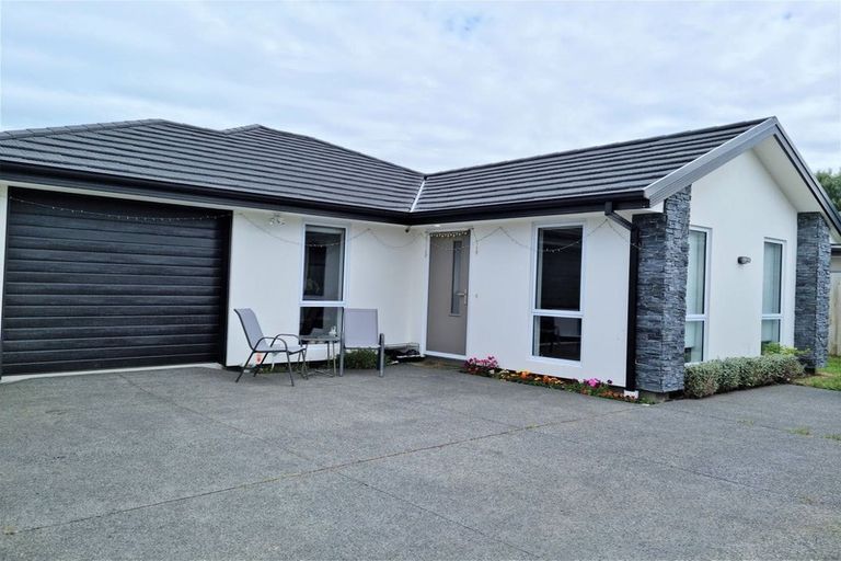 Photo of property in 37 Maka Lane, Halswell, Christchurch, 8025