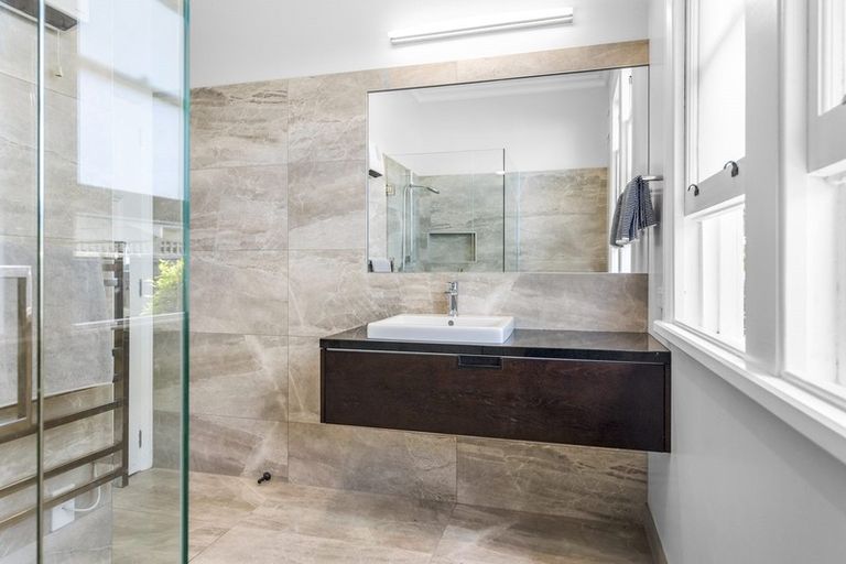 Photo of property in 58 Princes Street, Northcote Point, Auckland, 0627