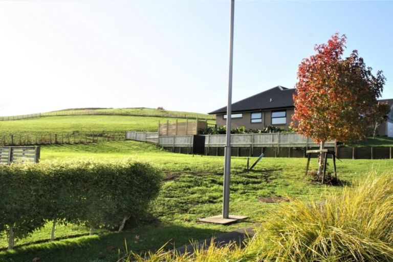 Photo of property in 9 Laly Haddon Place, Matakana, Warkworth, 0985