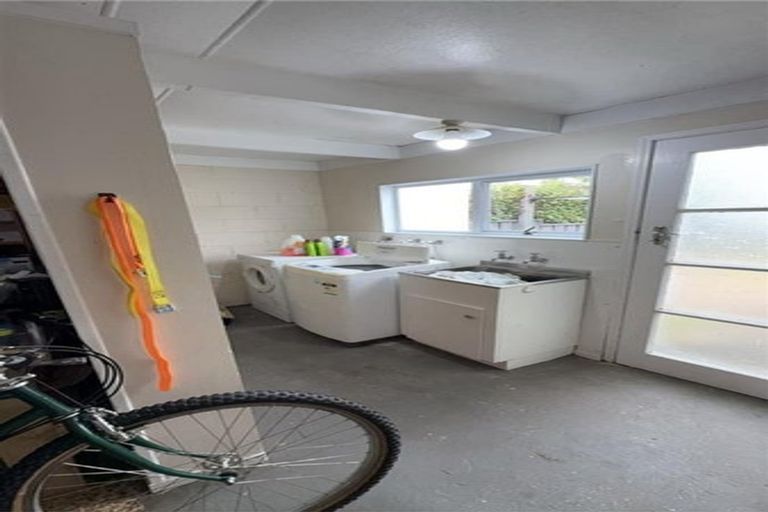 Photo of property in 22a Ballance Street, Lower Vogeltown, New Plymouth, 4310