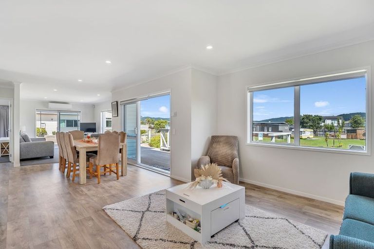 Photo of property in 147 The Fairway, Matarangi, Whitianga, 3592