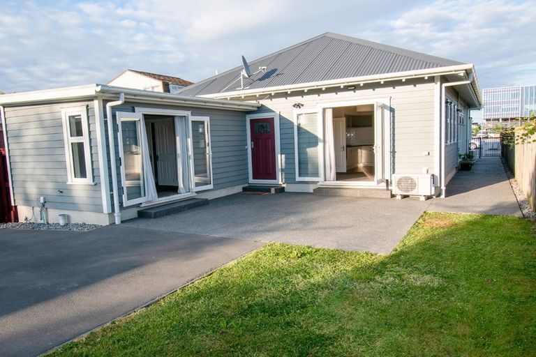 Photo of property in 936 Colombo Street, St Albans, Christchurch, 8014