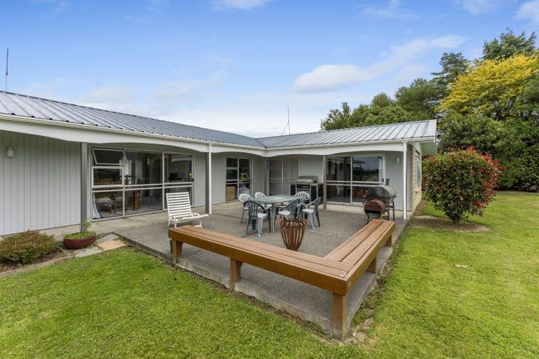Photo of property in 921 Top Grass Road, Dannevirke, 4972