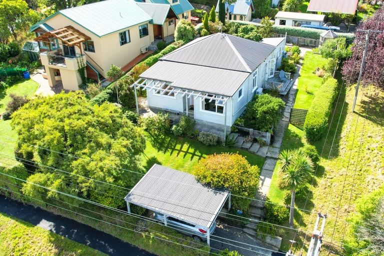 Photo of property in 14 Wharfdale Street, Macandrew Bay, Dunedin, 9014