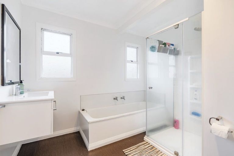 Photo of property in 88 South Road, Blagdon, New Plymouth, 4310