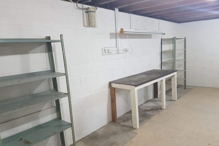 Photo of property in 4 Malters Place, Browns Bay, Auckland, 0630