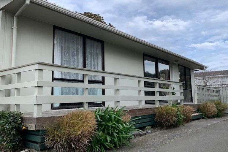 Photo of property in 10a Poplar Avenue, Raumati South, Paraparaumu, 5032