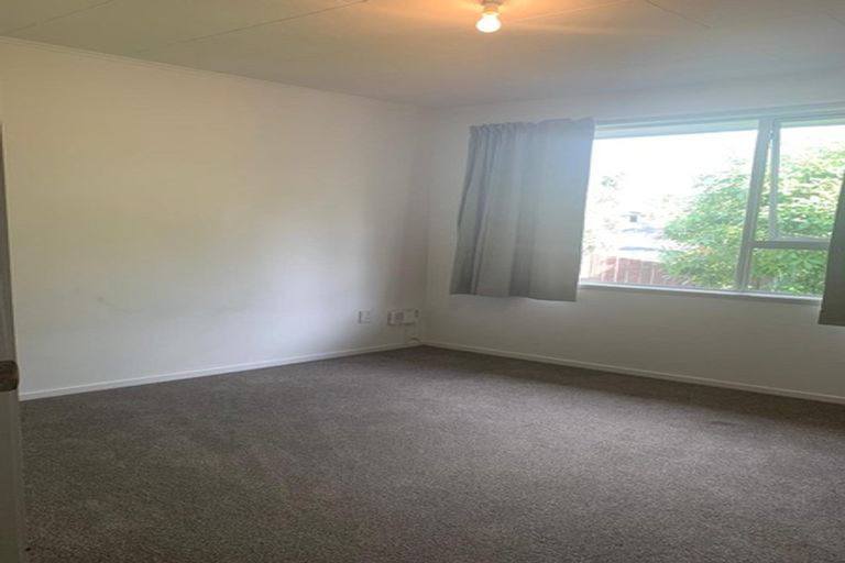 Photo of property in 156 Lynn Road, Bayview, Auckland, 0629