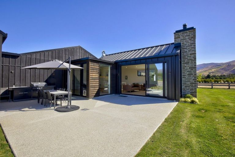 Photo of property in 75 Stone Drive, Cromwell, 9384