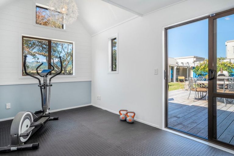 Photo of property in 45 Margaret Road, Raumati Beach, Paraparaumu, 5032