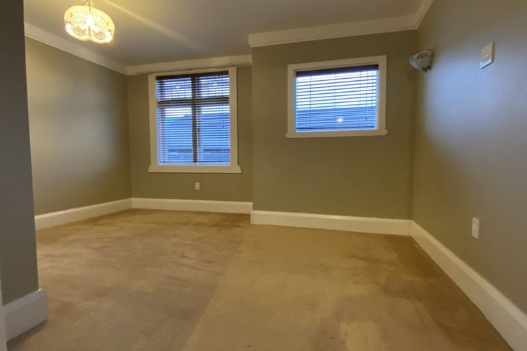 Photo of property in 50 Norton Park Avenue, Fairfield, Lower Hutt, 5011